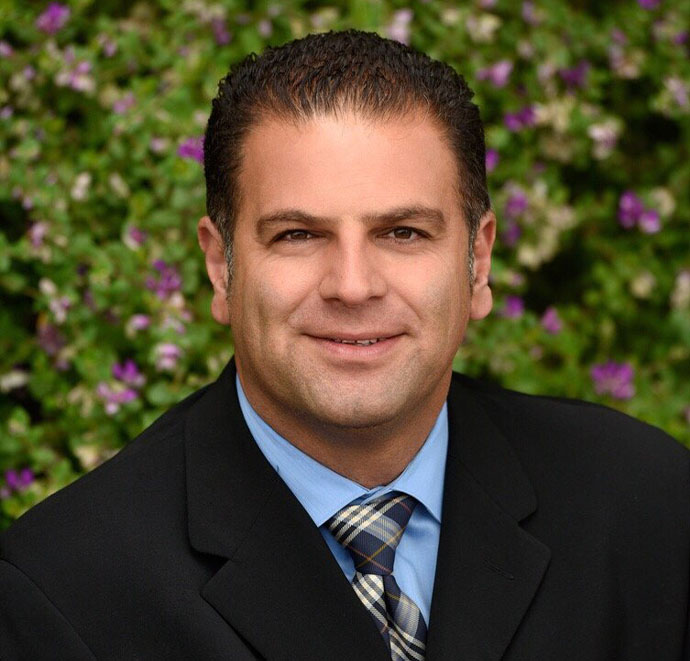 Dr. Afshin Kaivan-Mehr, DC, chiropractor in Ontario, CA