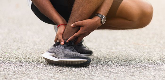 patient needing achilles tendinopathy treatment in Ontario