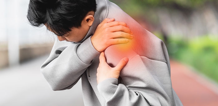 patient needing rotator cuff injury treatment in Ontario