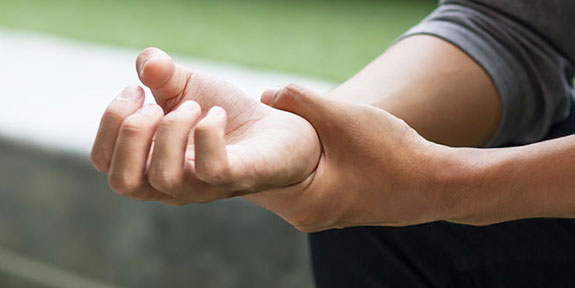 trigger finger Treatment in Ontario