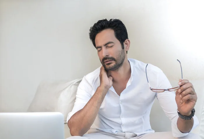 Treating Neck & Shoulder Pain tips from Ontario chiropractor